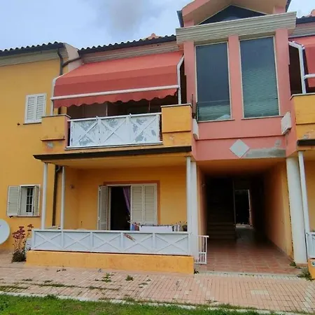 Accogliente Bilocale Zona Aereoporto Apartment Olbia Exterior photo